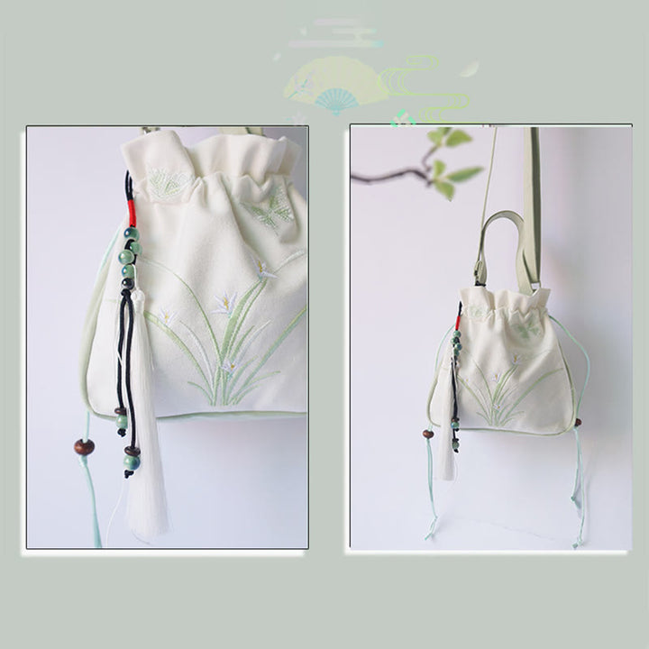 Bolso de hombro de lona con flores bordadas hechas a mano con Buddha Stones