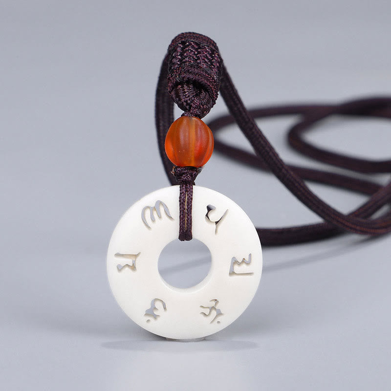 Colgante de collar de protección grabado con Buddha Stones, fruta de marfil, Om Mani Padme Hum - Fruta de Marfil (Protección ♥ Apoyo) - image 1