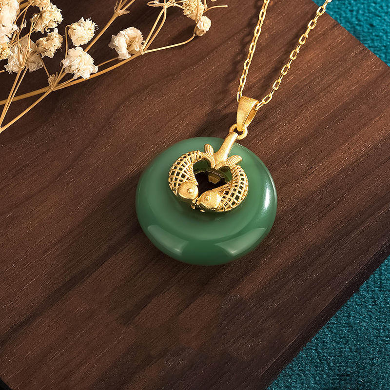 Colgante de collar de la suerte de pez koi de jade cian con Buddha Stones - image 3
