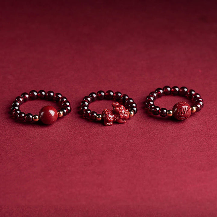 Anillo de protección de rosa con Buddha Stones , granate, cinabrio, PiXiu Om Mani Padme Hum