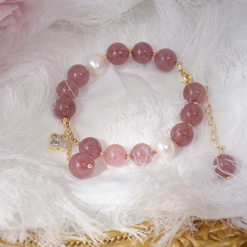 Pulsera de amor con trébol de cuatro hojas y perlas de cuarzo fresa natural con Buddha Stones