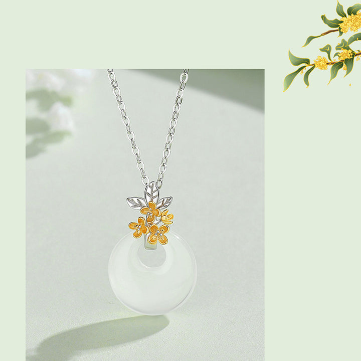 Colgante de collar de armonía de flores de doce meses de calcedonia redonda de plata de ley 925 con Buddha Stones