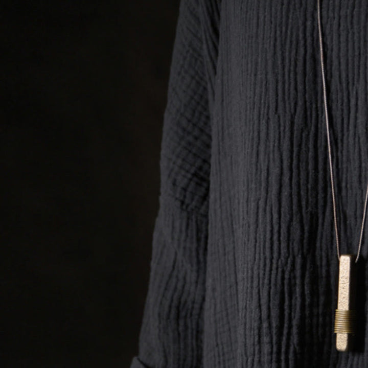 Colgante de collar de riqueza de cobre con diseño texturizado vintage de Buddha Stones