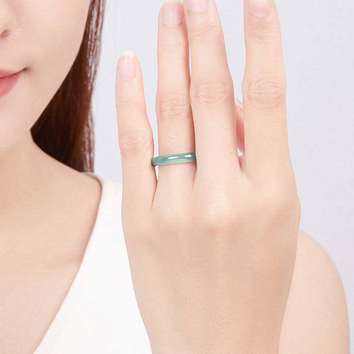 Anillo de protección de prosperidad de jade natural con Buddha Stones