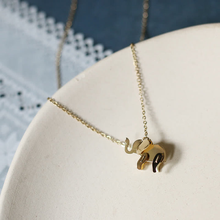 Colgante de cadena de collar de suerte de acero de titanio elefante