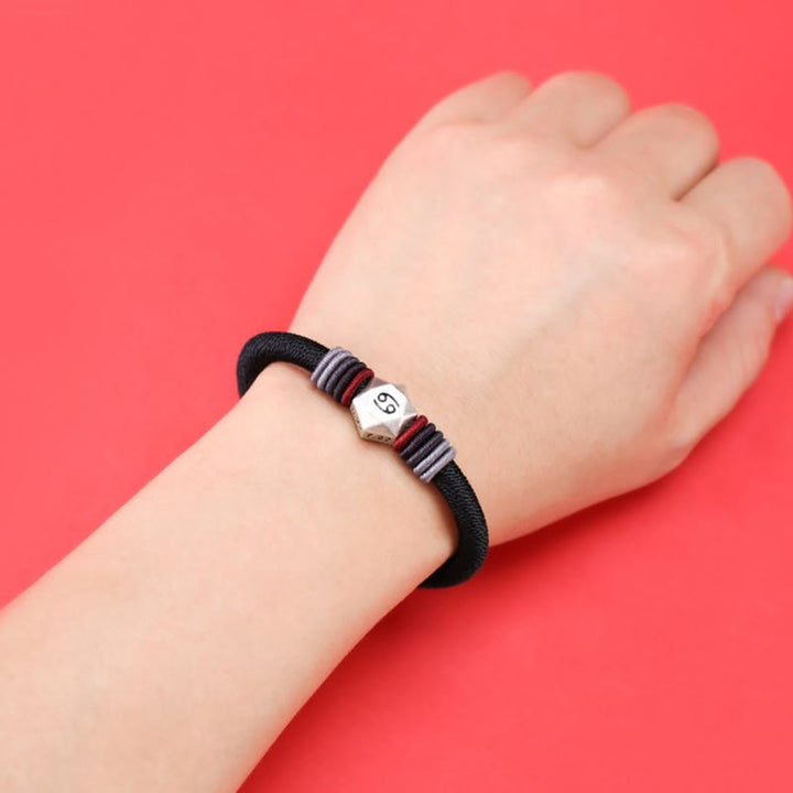 Pulsera de hilo hecha a mano con Buddha Stones de plata de ley 999 con 12 constelaciones del zodíaco