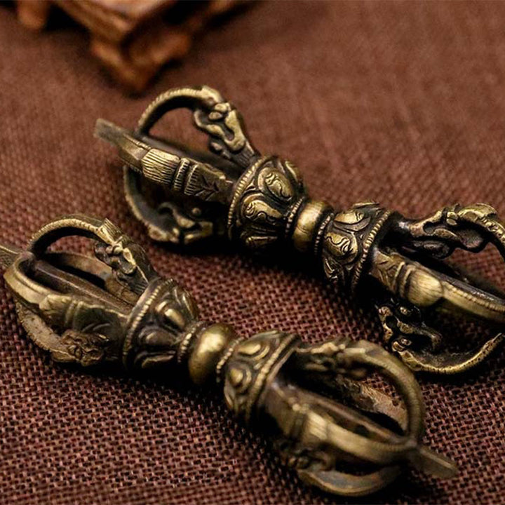 Buddha Stones hechas a mano Nepal cinco puntas tres puntas Vajra Dorje fuerza decoración de cobre