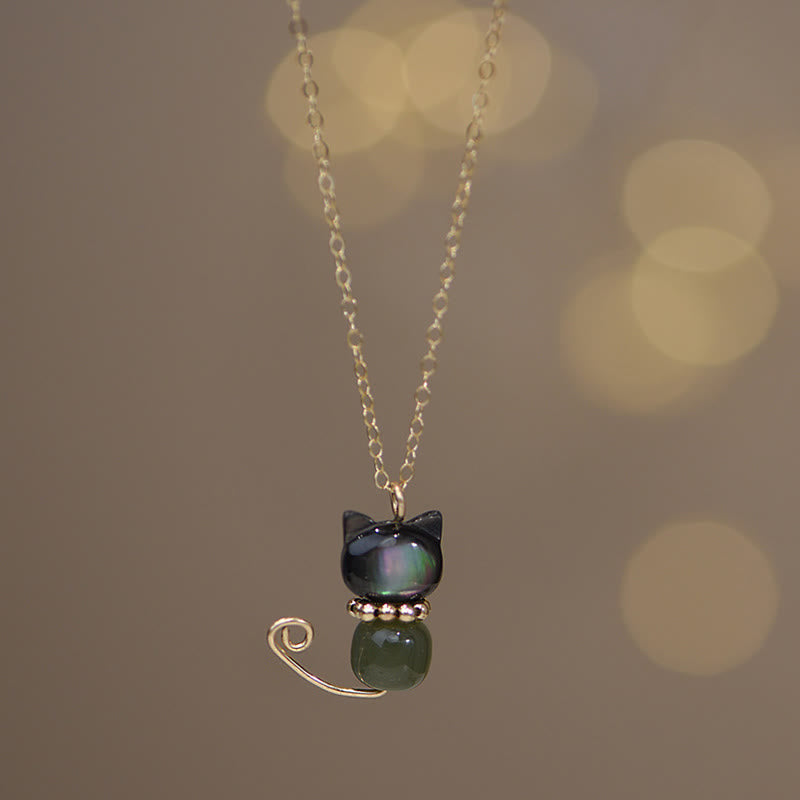 Collar con colgante de gato y gatito de la suerte, concha de jade hetiano, perla chapada en oro de 14 quilates con Buddha Stones
