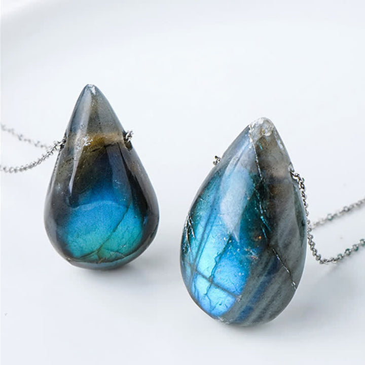 Colgante de collar curativo con soporte de gota de agua de labradorita de Buddha Stones