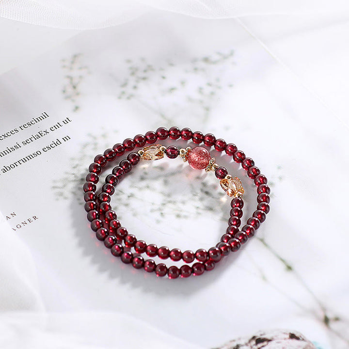 Pulsera de doble vuelta con protección de mariposa, cuarzo fresa, granate natural, chapada en oro de 14 quilates con Buddha Stones