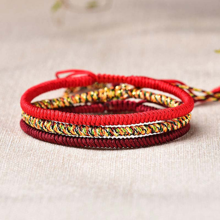 Pulsera de hilo rojo con 3 juegos combinados de la suerte tibetana de Buddha Stones