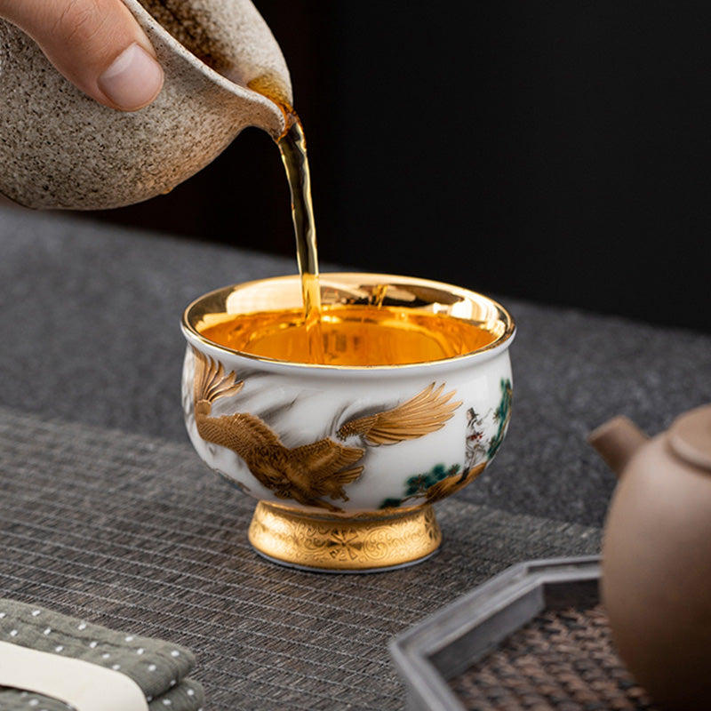 Taza de té de cerámica dorada con Buddha Stones, águila dorada, dragón auspicioso, sol, olas del océano, taza de té de Kung Fu