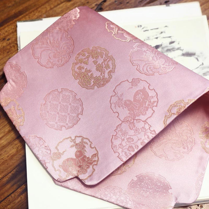 Posavasos para taza de té con diseño de brocado floral elegante