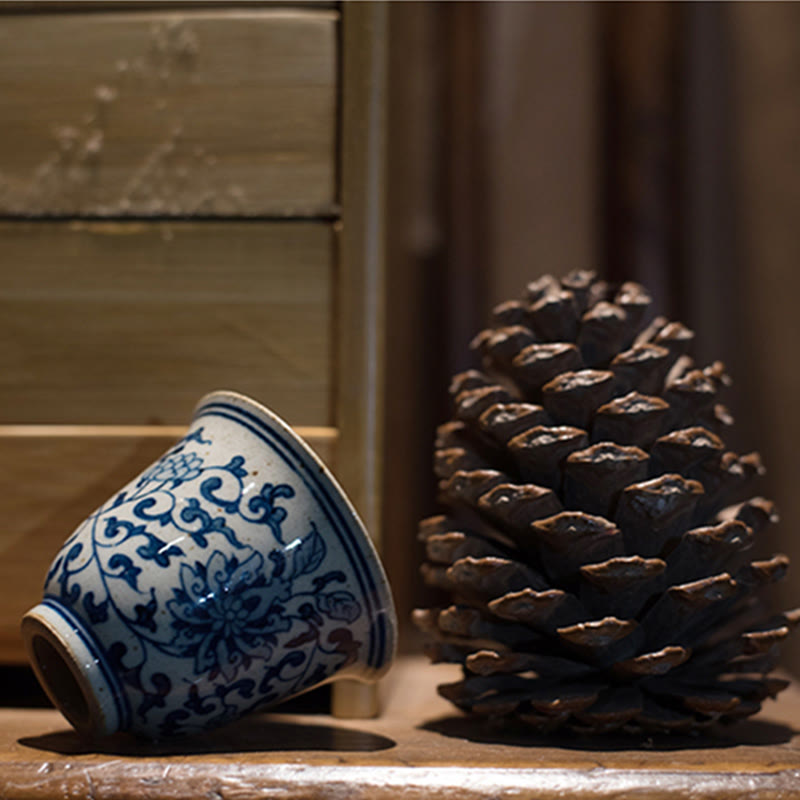 Buddha Stones Jingdezhen, porcelana azul y blanca, loto pintado a mano, flor de ciruelo, taza de té de cerámica, tazas de té de Kung Fu