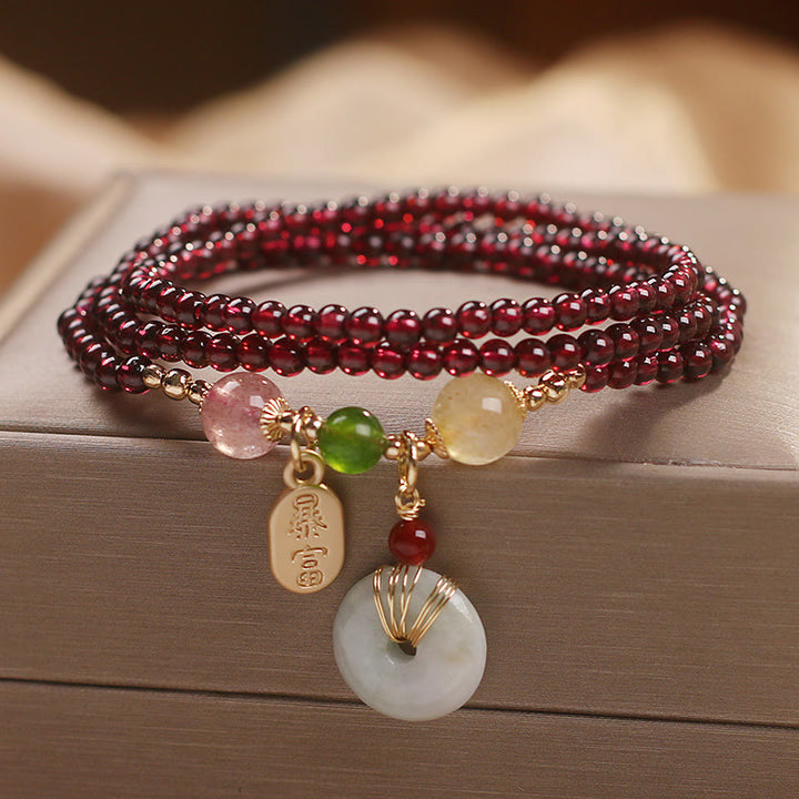 Pulsera de triple envoltura con Buddha Stones, granate Natural, fresa, cristal de cuarzo, zorro, pez Koi, hebilla de la paz, protección de la fortuna