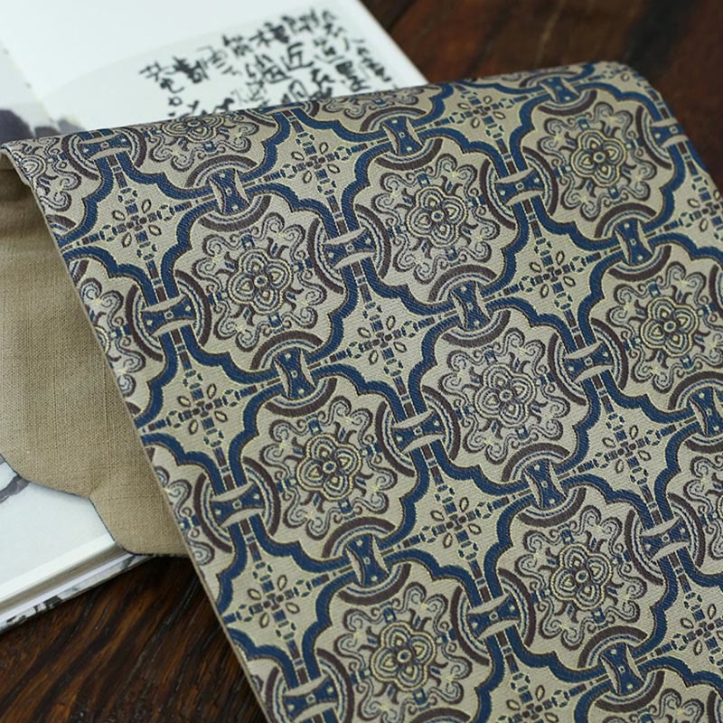 Posavasos para taza de té con diseño de brocado floral elegante