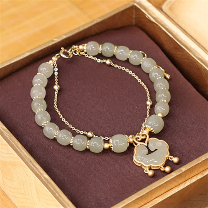 Pulsera de cadena de campana con cierre de deseo de jade natural hetiano chapado en oro de 14 quilates
