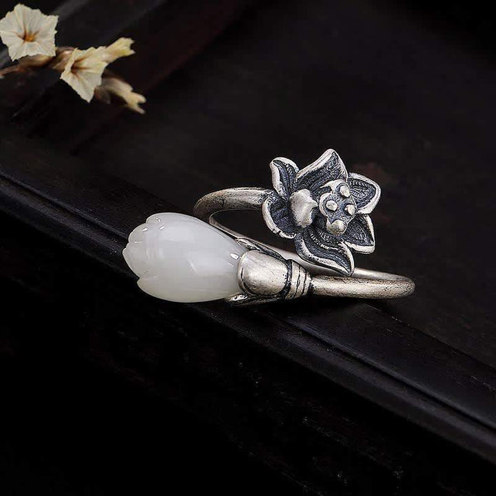 Anillo ajustable curativo con equilibrio de cobre y loto de Jade y Buddha Stones