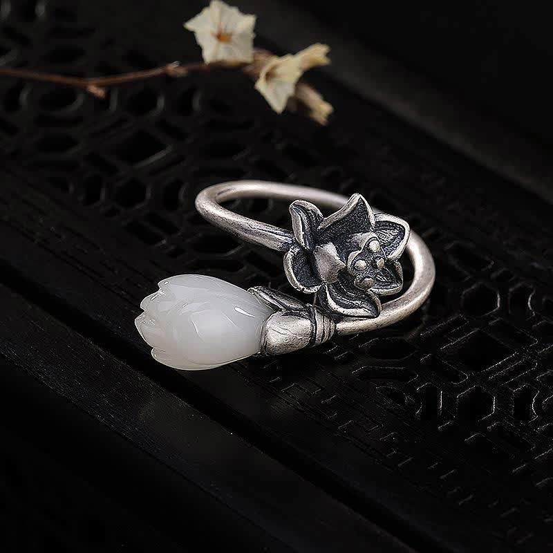 Anillo ajustable curativo con equilibrio de cobre y loto de Jade y Buddha Stones