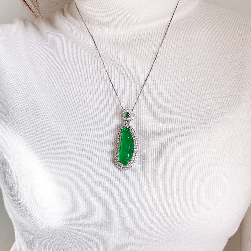 Colgante de collar de suerte de jade cian de frijol de la fortuna