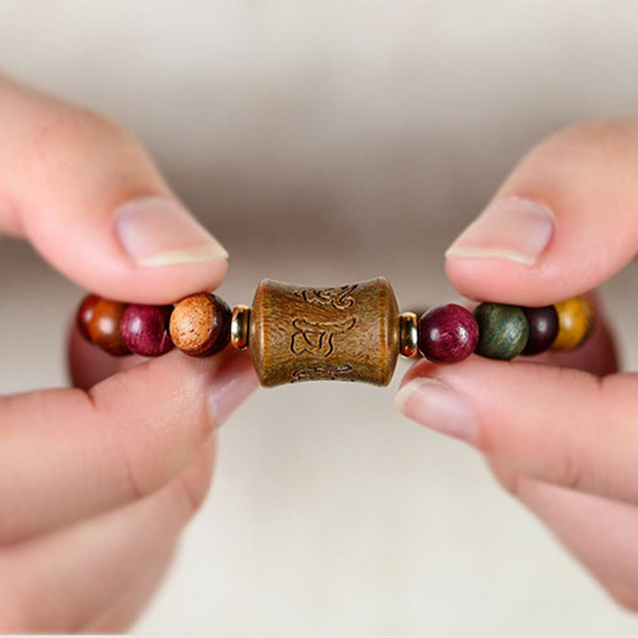 Pulsera de protección Om Mani Padme Hum de sándalo multicolor del Tíbet