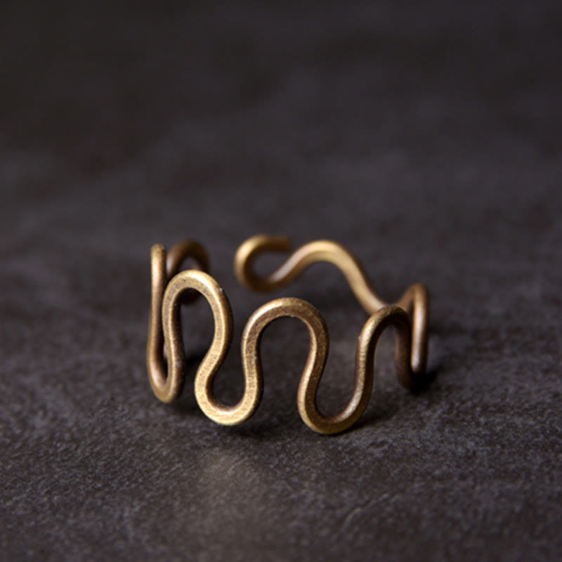 Anillo ajustable de cobre con diseño de latón curvado simple con Buddha Stones