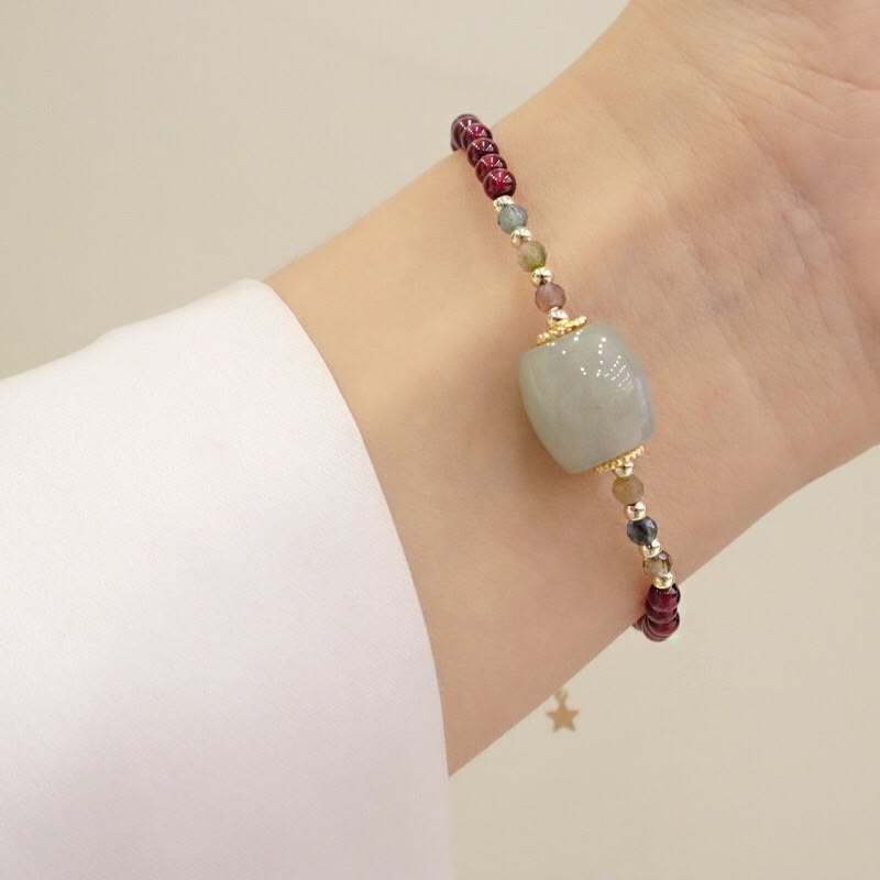 Pulsera de protección con hebilla de paz con cuentas de jade granate y Buddha Stones