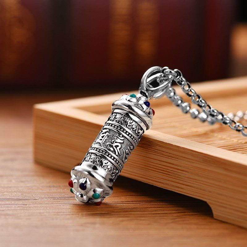 Colgante de collar de enfoque Om Mani Padme Hum tibetano con Buddha Stones - image 2