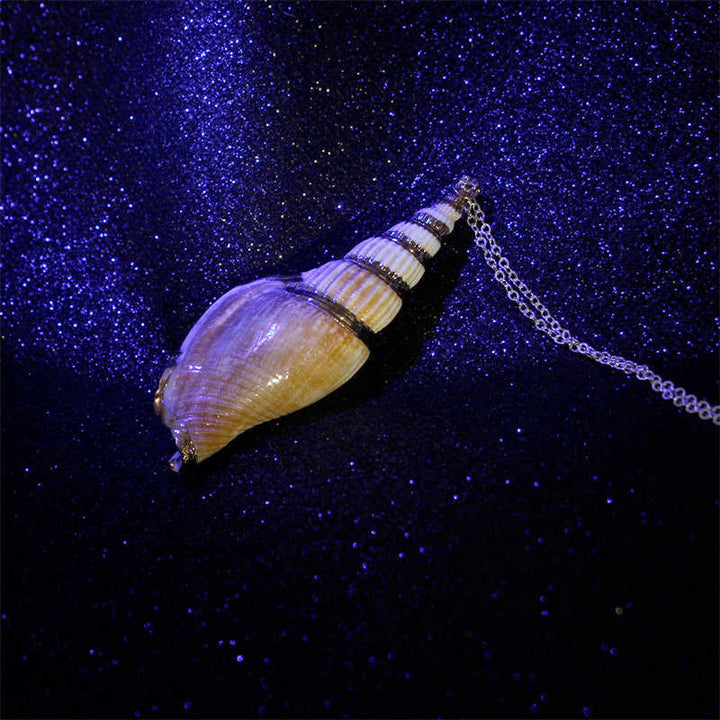 Colgante de collar de la suerte de concha de caracola Shankha Natural