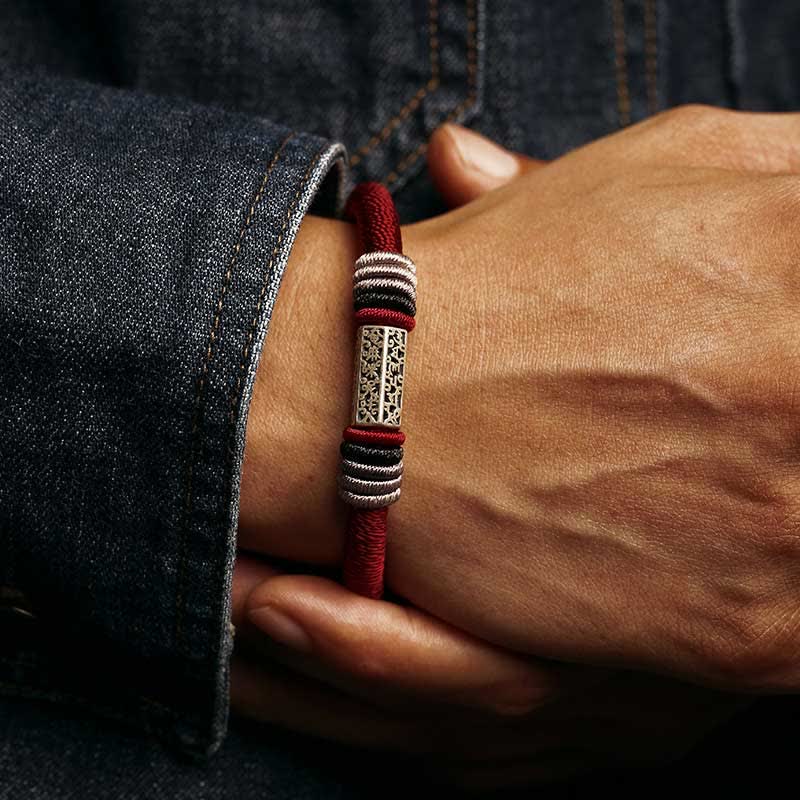 Pulsera de hilo rojo de la paz de Om Mani Padme Hum de plata de ley 925 con Buddha Stones