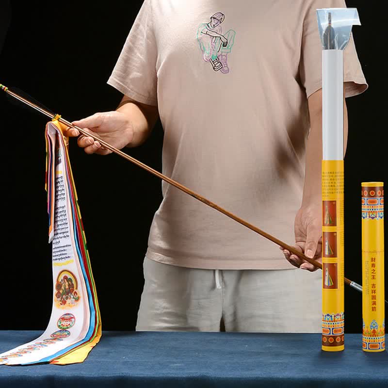 Bandera de oración con la flecha de la suerte y los ocho símbolos auspiciosos tibetanos para decoración del hogar. - image 2