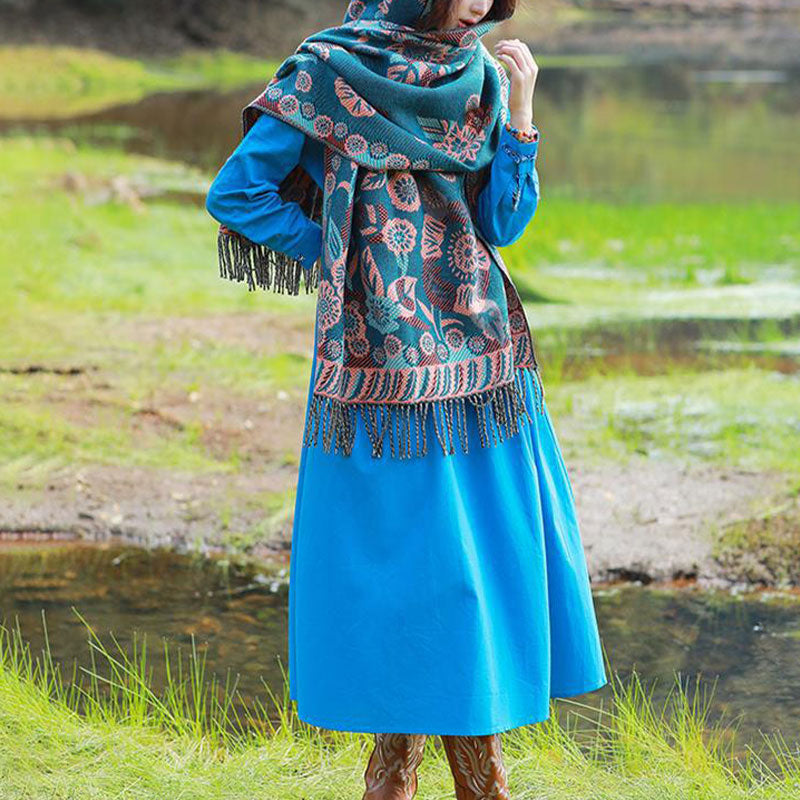 Bufanda de viaje acogedora con diseño de hojas florales y flores tibetanas de Buddha Stones