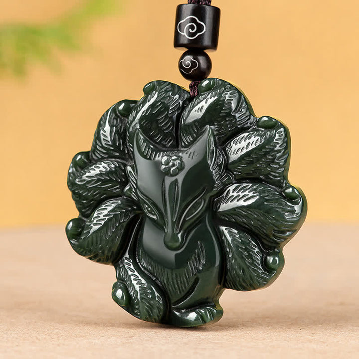 Colgante de cadena con collar de suerte de zorro de nueve colas de jade cian hetiano