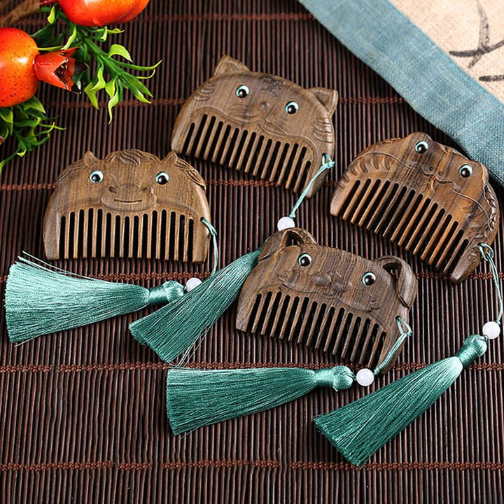 Mini peine portátil de la paz de sándalo verde del zodiaco chino