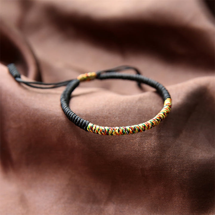 Pulsera trenzada de fuerza de la suerte con nudo King Kong multicolor hecha a mano tibetana con Buddha Stones