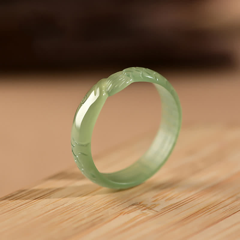 Anillo de suerte con éxito de pez koi, jade blanco hetiano, jade cian y jade