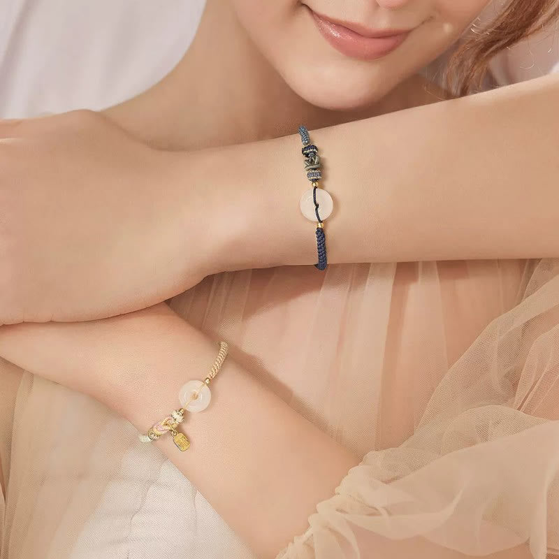 Pulsera de cuerda tejida hecha a mano de ágata blanca con hebilla de paz y suerte y protección