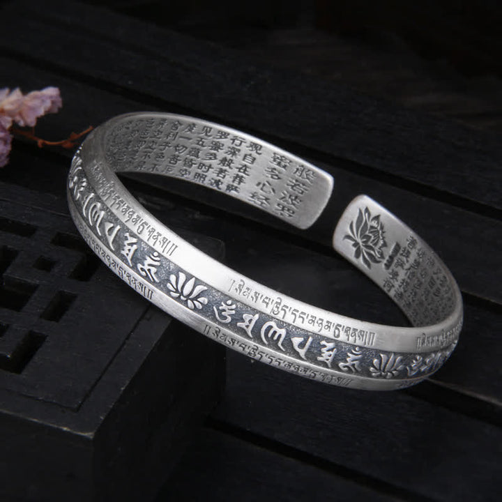 Pulsera de plata de ley 999 con diseño de corazón de Om Mani Padme Hum Sutra Lotus Peace
