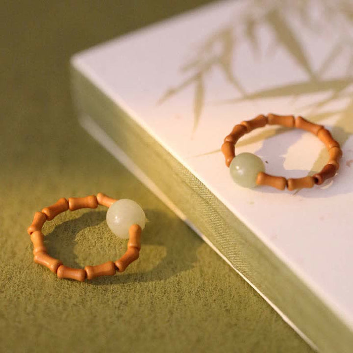 Anillo de suerte de prosperidad de bambú con cuentas de jade hetiano