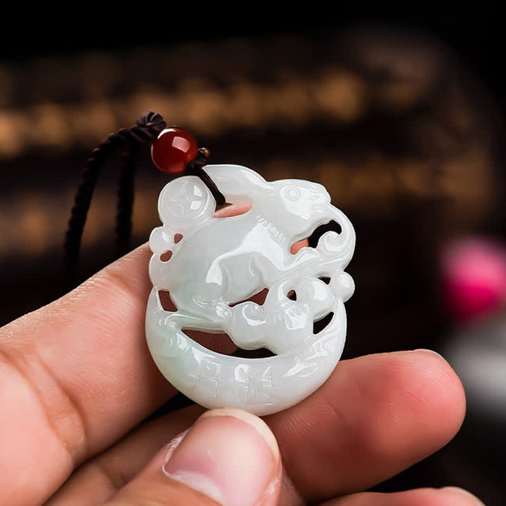 Año del Conejo Colgante de Collar de Protección de Luna Creciente de Jade Blanco