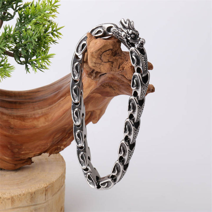 Brazalete de pulsera de la suerte de acero y titanio con dragón