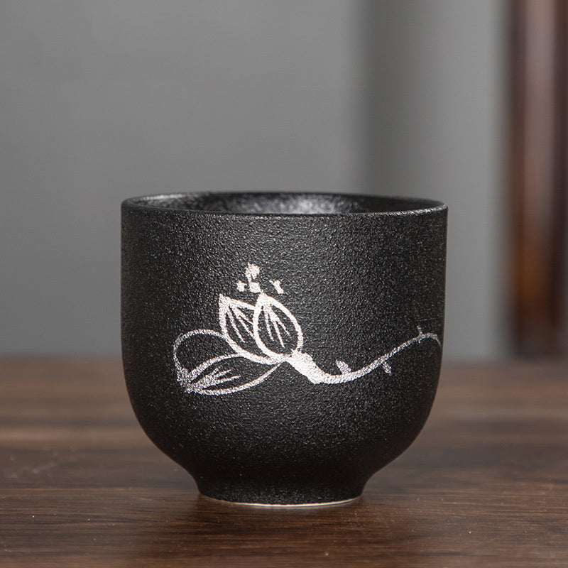 Buddha Stones, flor de loto pintada a mano, crisantemo de bambú, cerámica negra, taza de té de cerámica, taza de té de Kung Fu 95ml