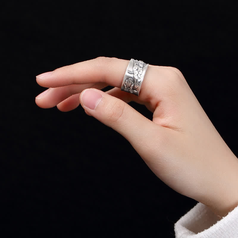 Anillo de plata de ley 999 con diseño de corazón de loto y pez koi de la suerte