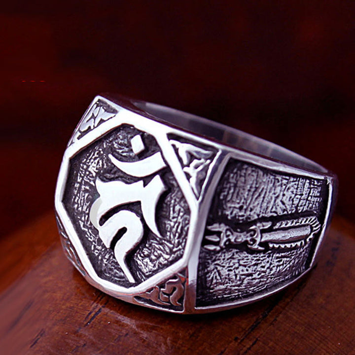 Anillo ajustable de protección tallada con diseño sánscrito de plata de ley 925 con Buddha Stones