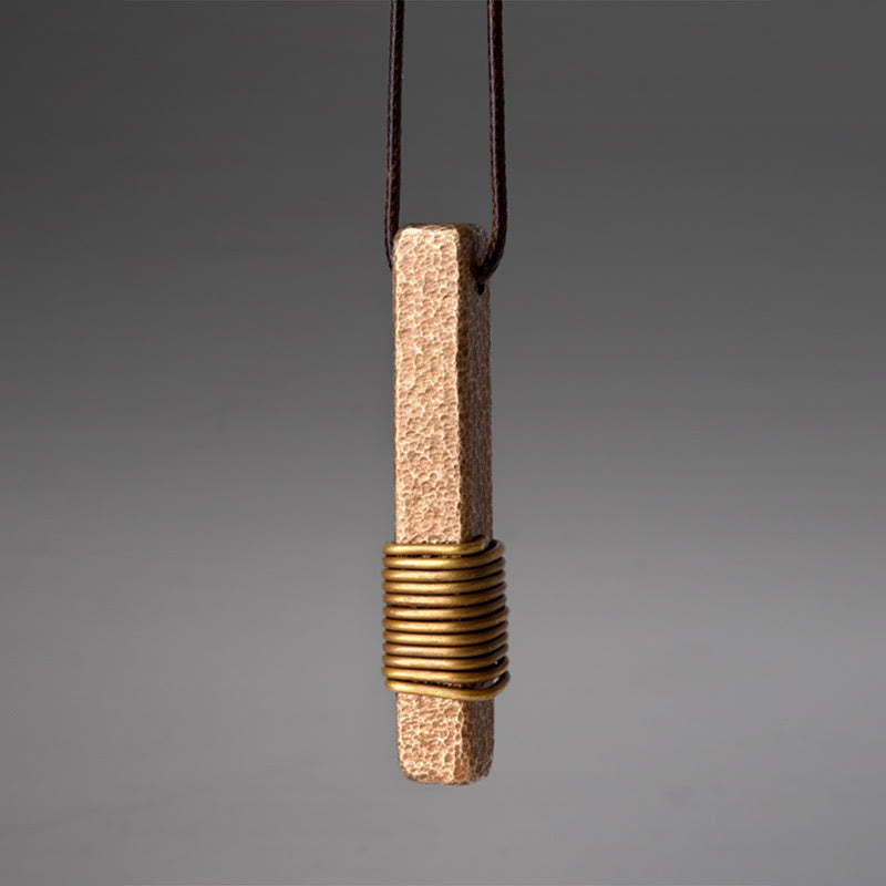 Collar con colgante de riqueza de latón y cobre con diseño texturizado vintage de Buddha Stones - Cobre (Riqueza♥Suerte) - image 0