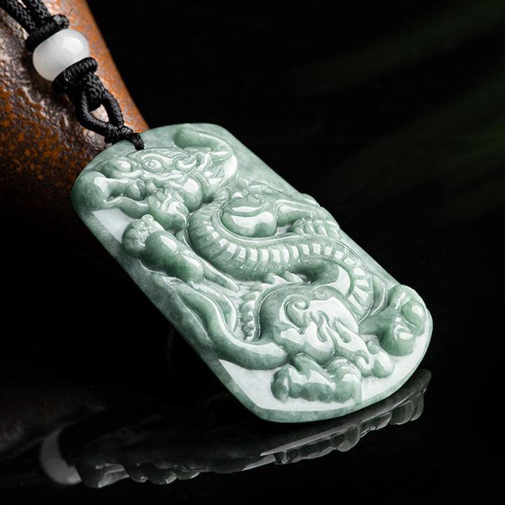 Buddha Stones Año del Dragón Zodiaco Chino Dragón Jade Éxito Amuleto Collar Colgante