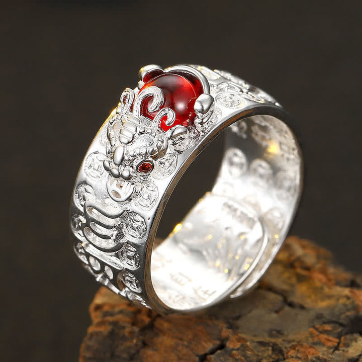 Anillo de riqueza Sutra con corazón de granate rojo FengShui PiXiu de Buddha Stones