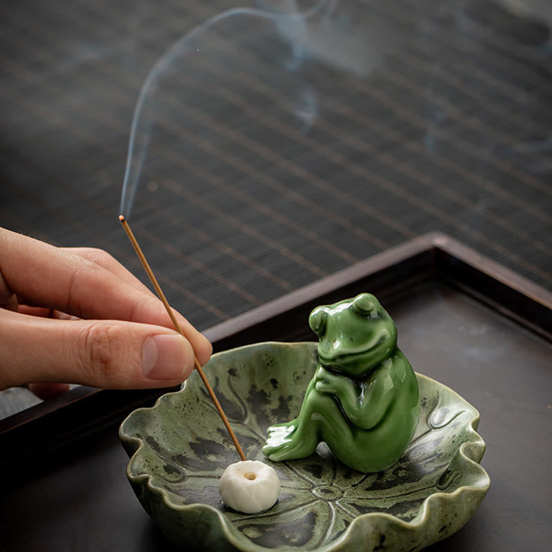 Quemador de incienso de cerámica curativo con patrón de rana para meditación de hojas de Buddha Stones, decoración