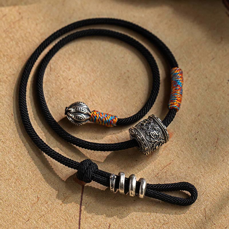 Pulsera de doble envoltura con amuleto tallado Om Mani Padme Hum tibetano con Buddha Stones