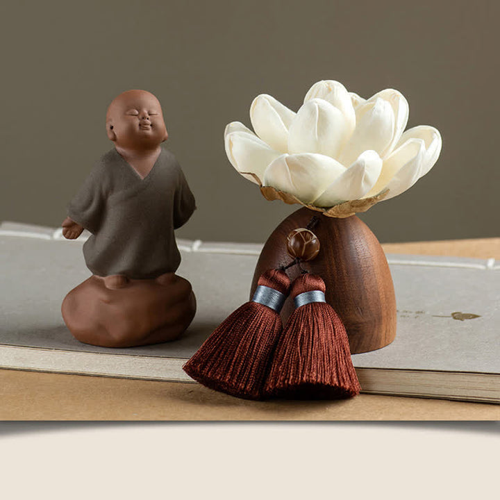 Decoraciones de cura calmante de flor de Buda de madera de melocotón negro - Pequeño monje de pie - image 15
